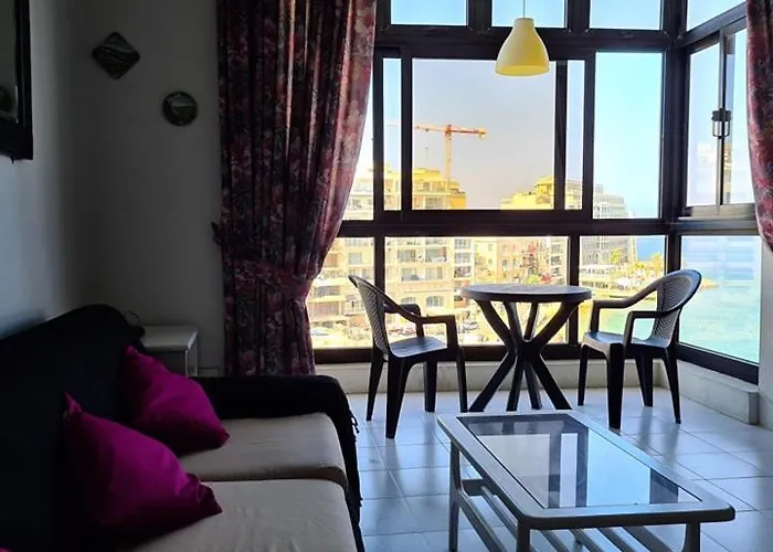 Spinola Bay Sea Front 6 * San Giuliano