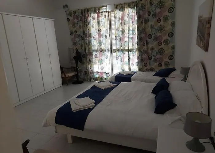 Spinola Bay Sea Front 6 * San Giuliano