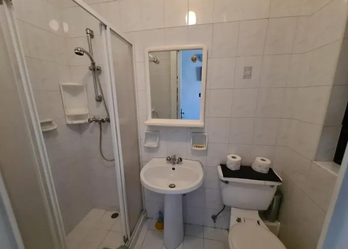 Spinola Bay Sea Front 6